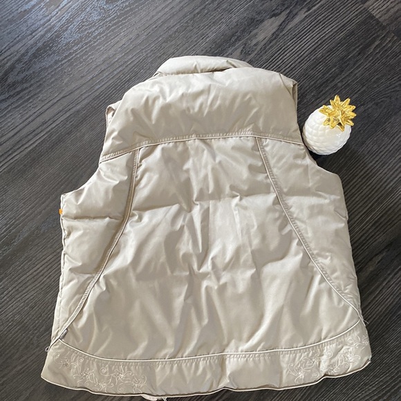 🍍Five🍍vest🍍size 38🍍 - Picture 5 of 5